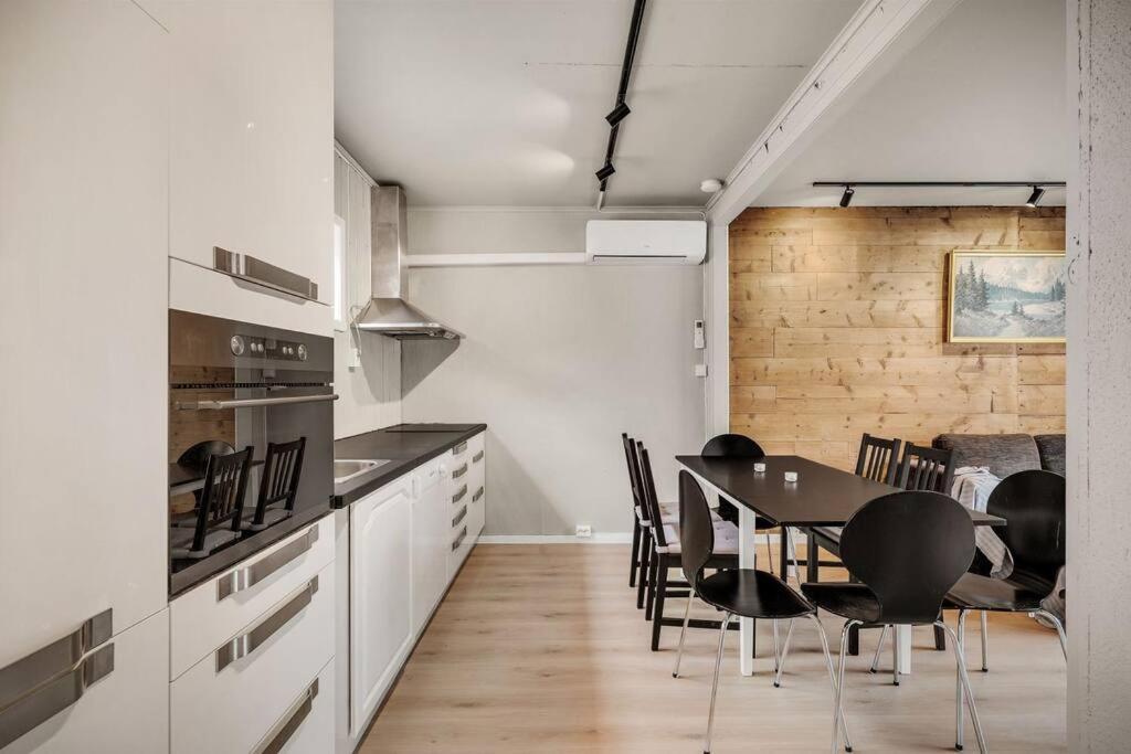 Dinbnb Homes I 4-Bedroom Historical House In Romantic Surroundings Берген Екстер'єр фото